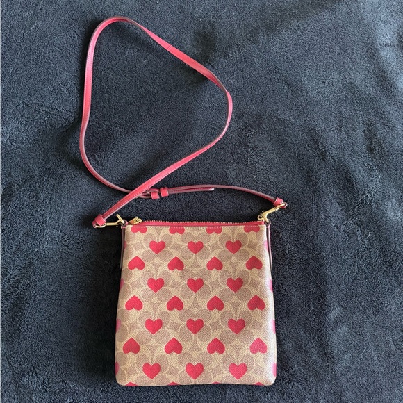 Coach Heart Print Messenger Crossbody Bag - Picture 3 of 6